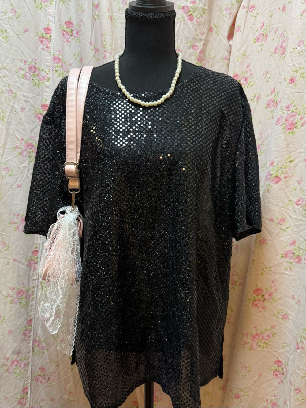 Black Sequin Short-Sleeve Women’s Top